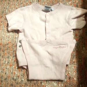 Never worn Gagou Tagou